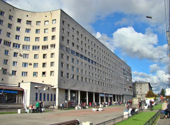 Фото проституток Питера у метро Мужества — www.RusGeisha.org Проститутки у метро площадь Мужества